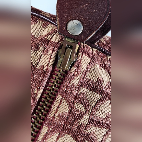 Christian Dior Trotter Boston Bag. Ext has minor spots. Int nds some cleaning. - Picture 9 of 15